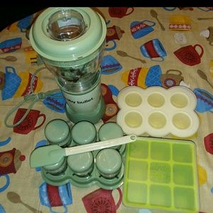 Baby bullet with storage